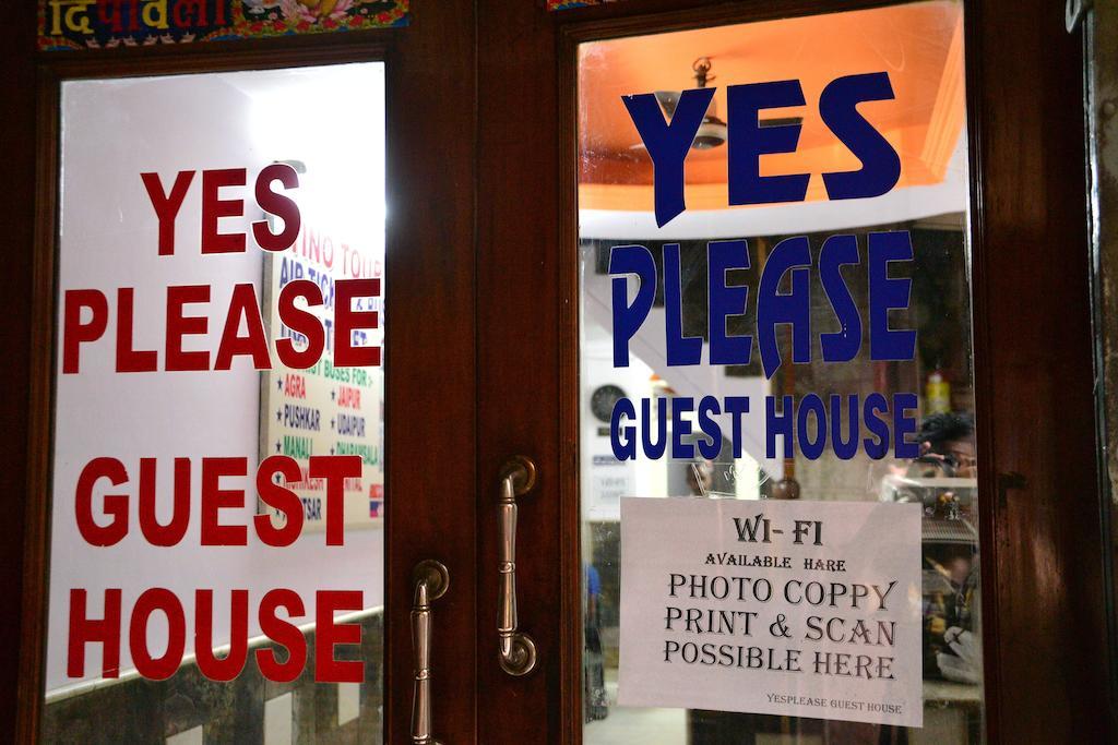 Yes Please Guest House New Delhi Eksteriør billede