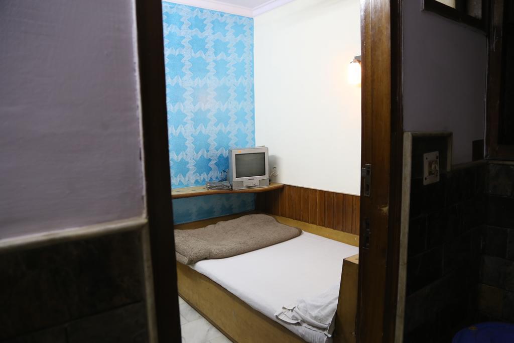Yes Please Guest House New Delhi Eksteriør billede